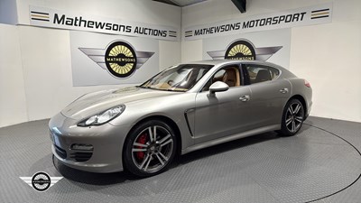 Lot 394 - 2009 PORSCHE PANAMERA S