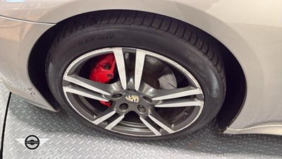 Lot 394 - 2009 PORSCHE PANAMERA S