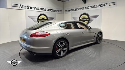 Lot 394 - 2009 PORSCHE PANAMERA S