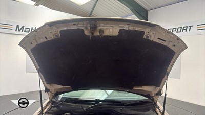 Lot 426 - 2000 VAUXHALL OMEGA ELITE V6 AUTO