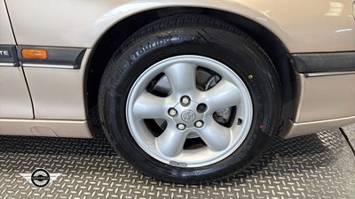 Lot 426 - 2000 VAUXHALL OMEGA ELITE V6 AUTO