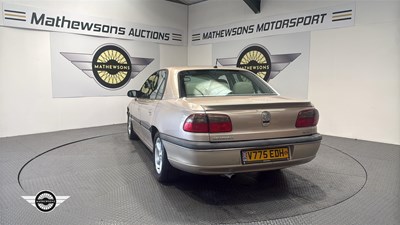 Lot 426 - 2000 VAUXHALL OMEGA ELITE V6 AUTO