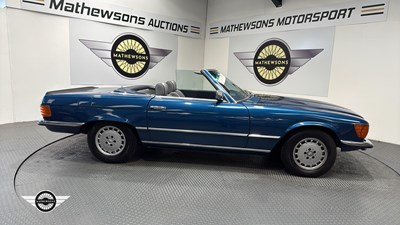 Lot 430 - 1978 MERCEDES 350 SL AUTO