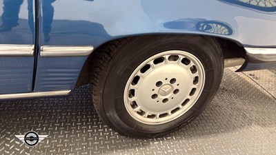 Lot 430 - 1978 MERCEDES 350 SL AUTO