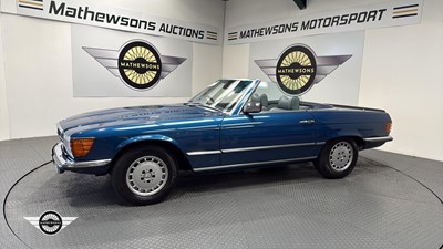 Lot 430 - 1978 MERCEDES 350 SL AUTO