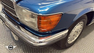 Lot 430 - 1978 MERCEDES 350 SL AUTO