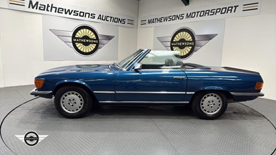 Lot 430 - 1978 MERCEDES 350 SL AUTO