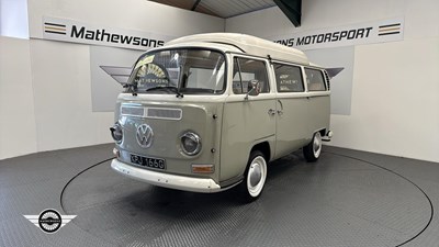Lot 184 - 1969 VOLKSWAGEN BAY CAMPERVAN