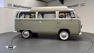 Lot 184 - 1969 VOLKSWAGEN BAY CAMPERVAN