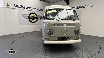 Lot 184 - 1969 VOLKSWAGEN BAY CAMPERVAN
