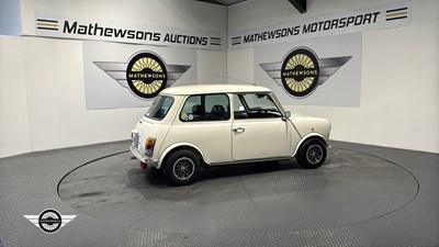 Lot 556 - 1998 ROVER MINI