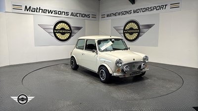 Lot 556 - 1998 ROVER MINI