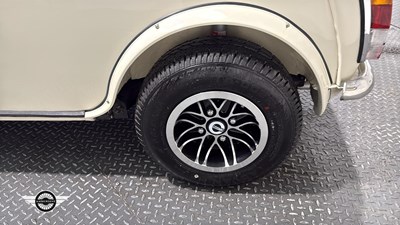Lot 556 - 1998 ROVER MINI