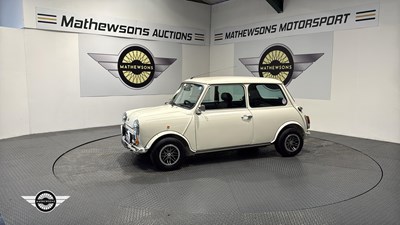 Lot 556 - 1998 ROVER MINI