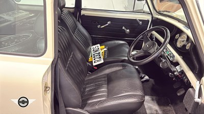 Lot 556 - 1998 ROVER MINI