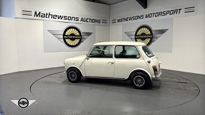 Lot 556 - 1998 ROVER MINI