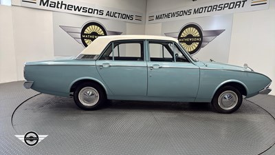 Lot 606 - 1966 FORD CORSAIR V4 DELUXE