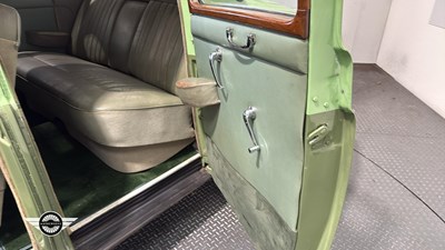 Lot 622 - 1961 ROVER P4 80