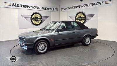 Lot 630 - 1990 BMW 325I CABRIOLET AUTO