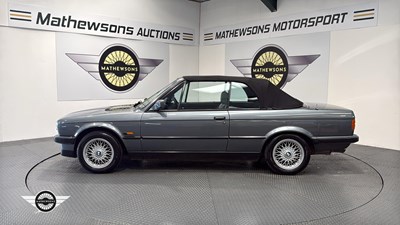 Lot 630 - 1990 BMW 325I CABRIOLET AUTO