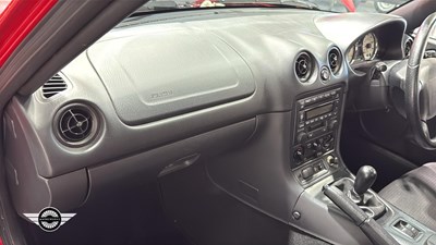 Lot 31 - 2003 MAZDA MX-5 1.8I