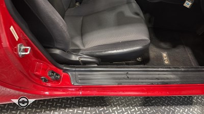 Lot 31 - 2003 MAZDA MX-5 1.8I