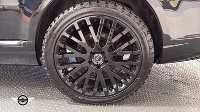 Lot 47 - 2005 LAND ROVER R-ROVER SPT V8SC 1ST ED