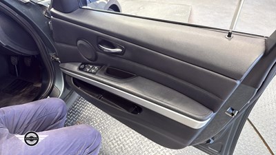 Lot 588 - 2011 BMW 318D EXCLUSIVE EDITION
