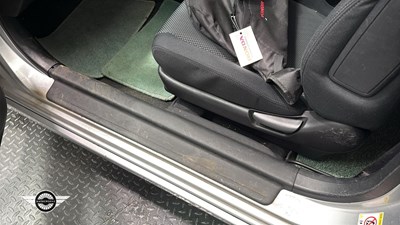 Lot 621 - 2004 HONDA CIVIC VTEC SE AUTO