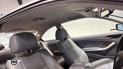 Lot 672 - 2004 BMW 330CI SE