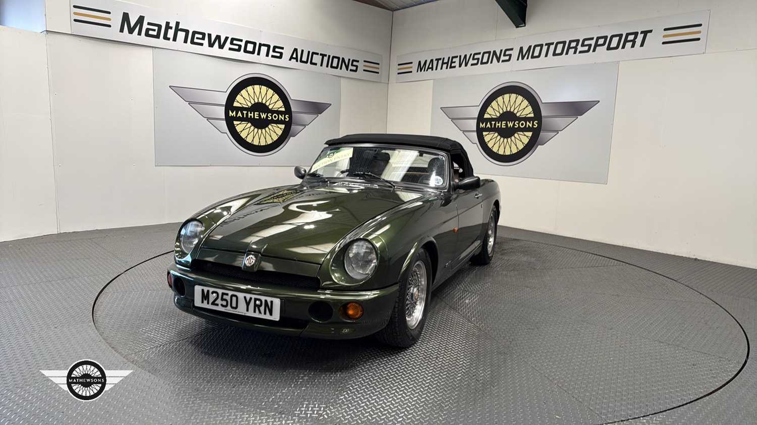1994 MG RV8