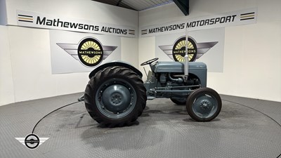 Lot 618 - 1955 FERGUSON TEF 20