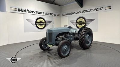 Lot 618 - 1955 FERGUSON TEF 20