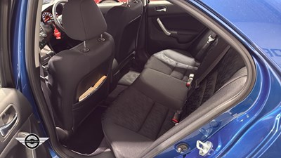 Lot 705 - 2004 HONDA ACCORD VTEC SE AUTO