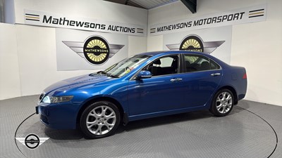 Lot 705 - 2004 HONDA ACCORD VTEC SE AUTO