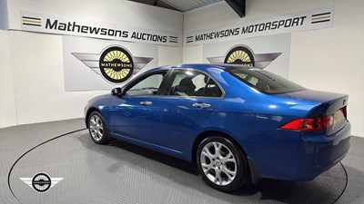 Lot 705 - 2004 HONDA ACCORD VTEC SE AUTO