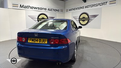 Lot 705 - 2004 HONDA ACCORD VTEC SE AUTO