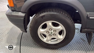 Lot 706 - 2000 LAND ROVER DISCOVERY TD5 ES AUTO