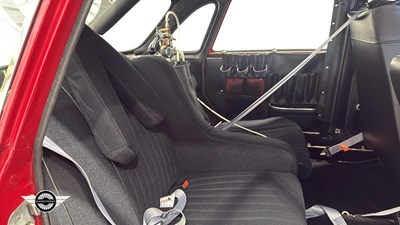 Lot 836 - 1969 AUSTIN 1800 S