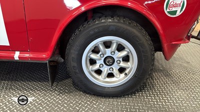Lot 836 - 1969 AUSTIN 1800 S
