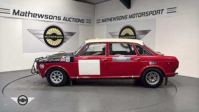 Lot 836 - 1969 AUSTIN 1800 S