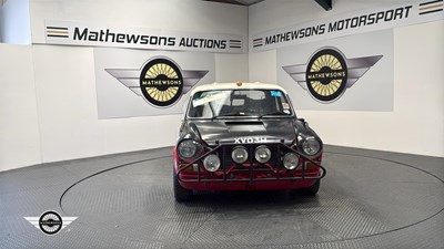 Lot 836 - 1969 AUSTIN 1800 S