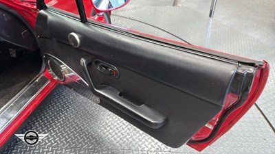 Lot 718 - 1992 MAZDA MX-5