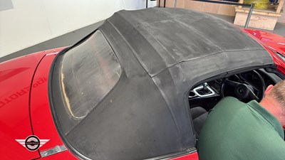 Lot 718 - 1992 MAZDA MX-5