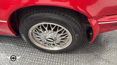 Lot 718 - 1992 MAZDA MX-5