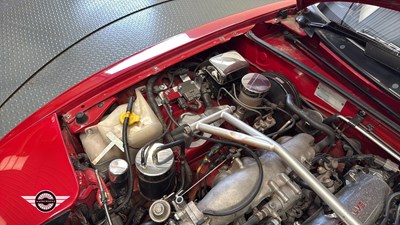 Lot 718 - 1992 MAZDA MX-5