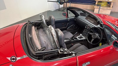 Lot 718 - 1992 MAZDA MX-5