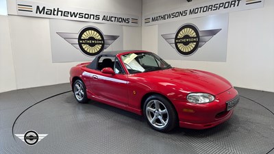 Lot 730 - 1998 MAZDA MX-5
