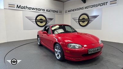 Lot 730 - 1998 MAZDA MX-5
