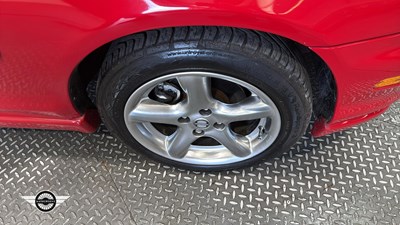 Lot 730 - 1998 MAZDA MX-5